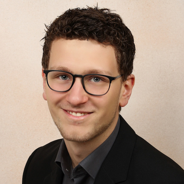  Fabian Faas